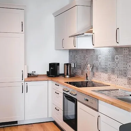 Wine & Hike Apartment *